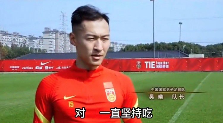 拥有完美身材的小姐